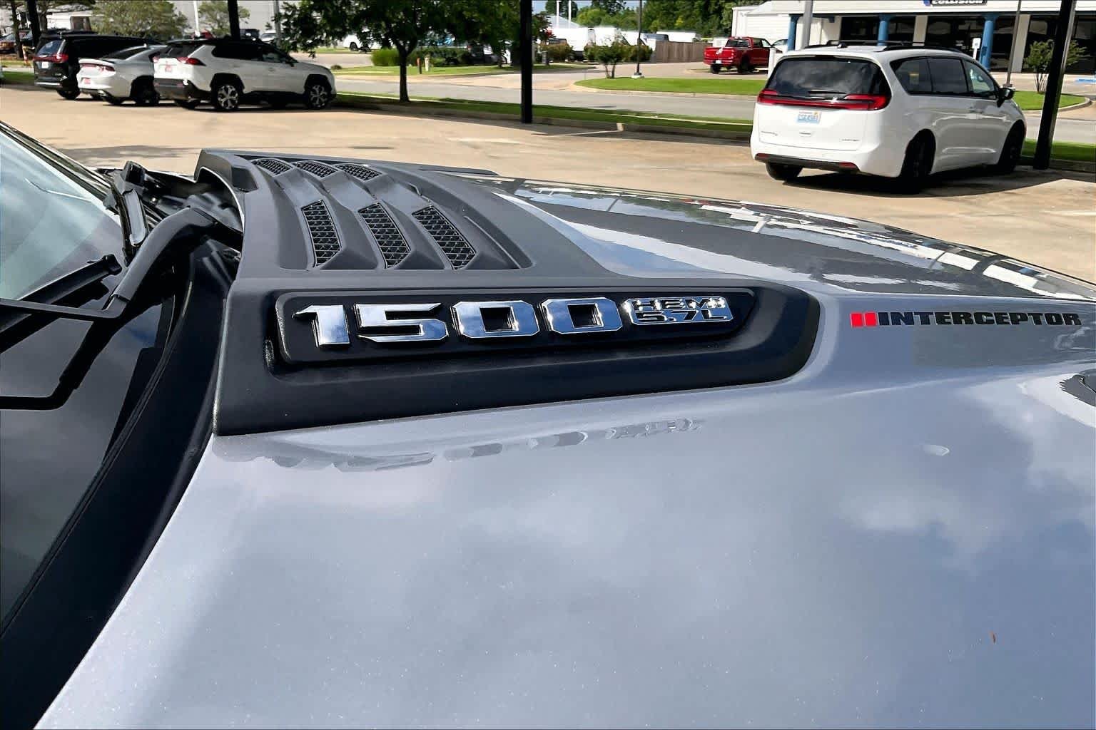 Used 2022 Billet Silver Metallic Clearcoat Ram Laramie image 10