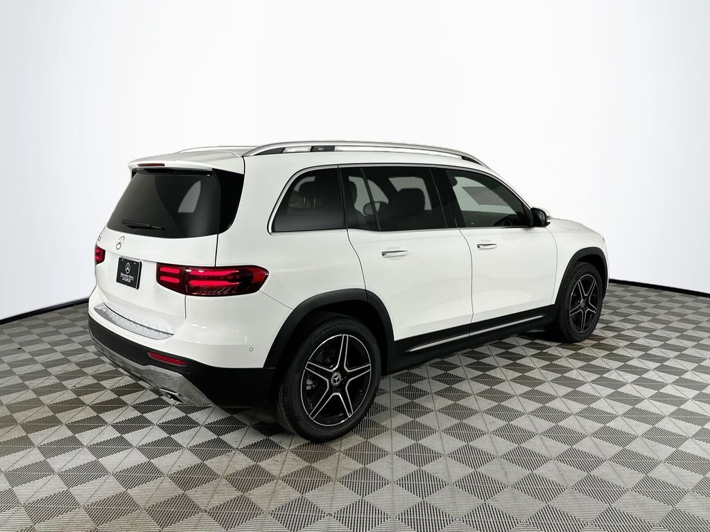 New 2026 Polar White Mercedes-Benz GLB 250 image 7