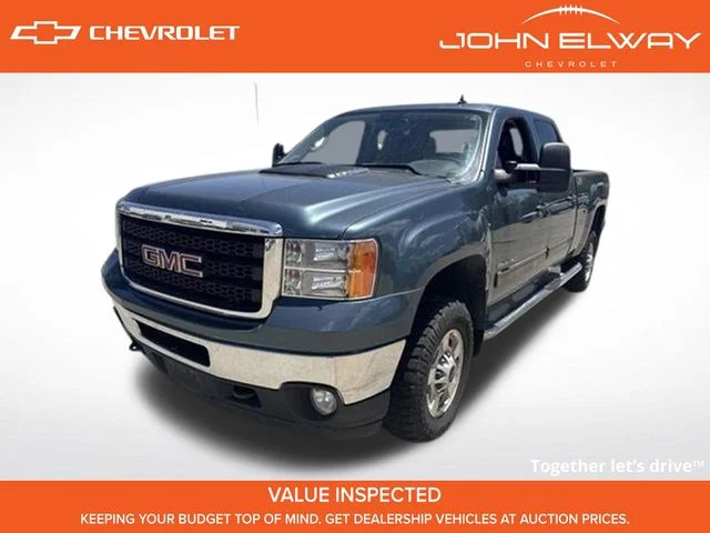 Used 2011 Gray GMC SLE image 1