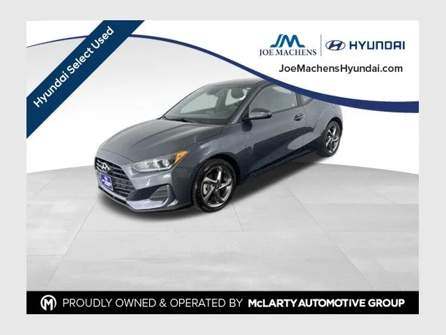 Used 2019 Gray Hyundai 2.0 image 1