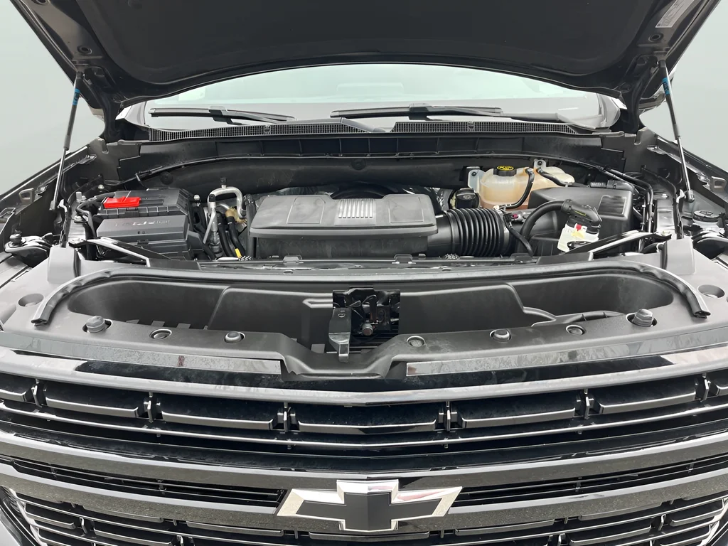 2023 Chevrolet Suburban RST - Photo 26