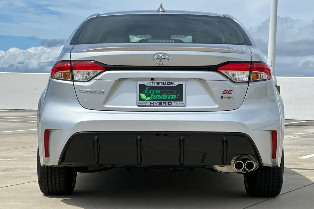 Certified Used 2026 Silver Toyota SE image 5