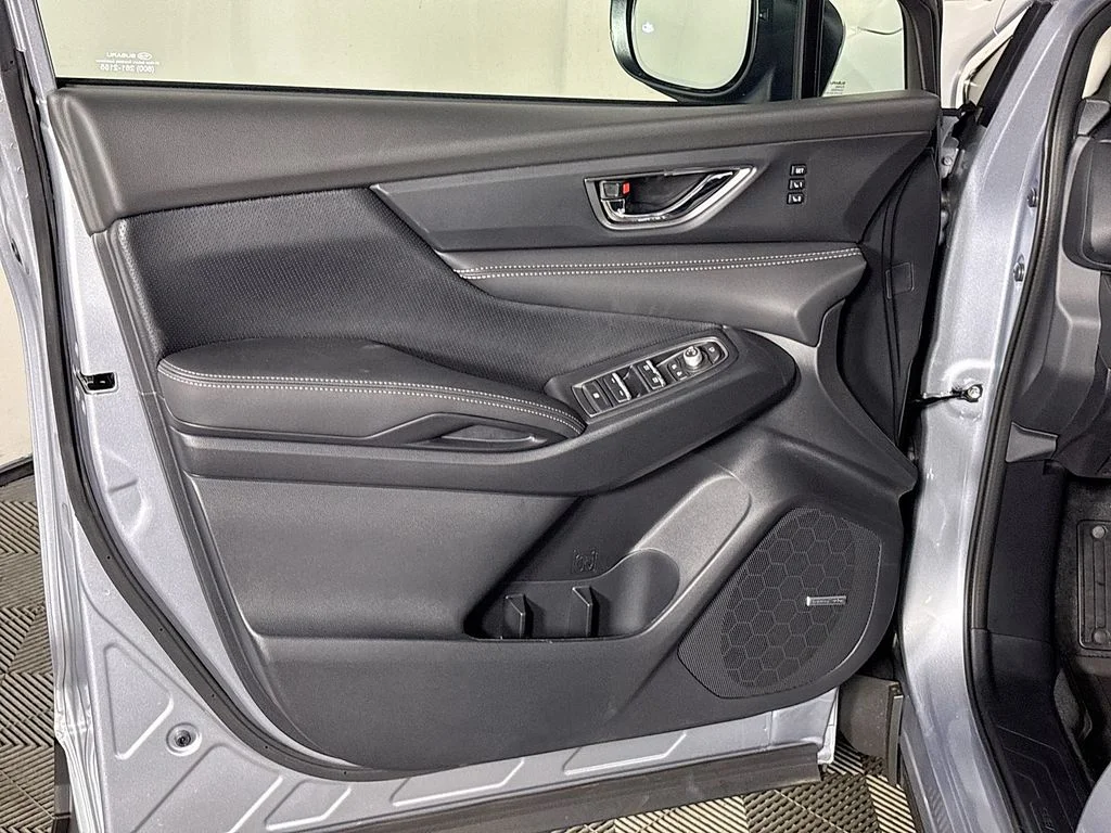 New 2026 ICE SILVER METALLIC Subaru Limited 7-Passenger image 10