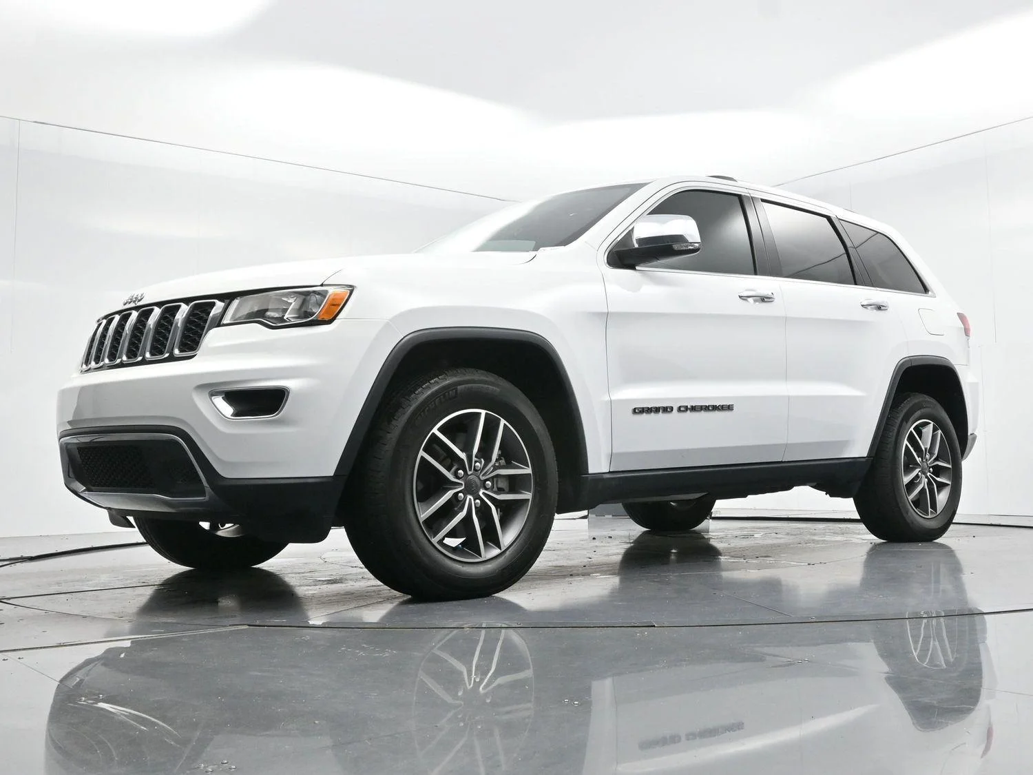 Used 2021 Bright White Clearcoat Jeep Limited image 44