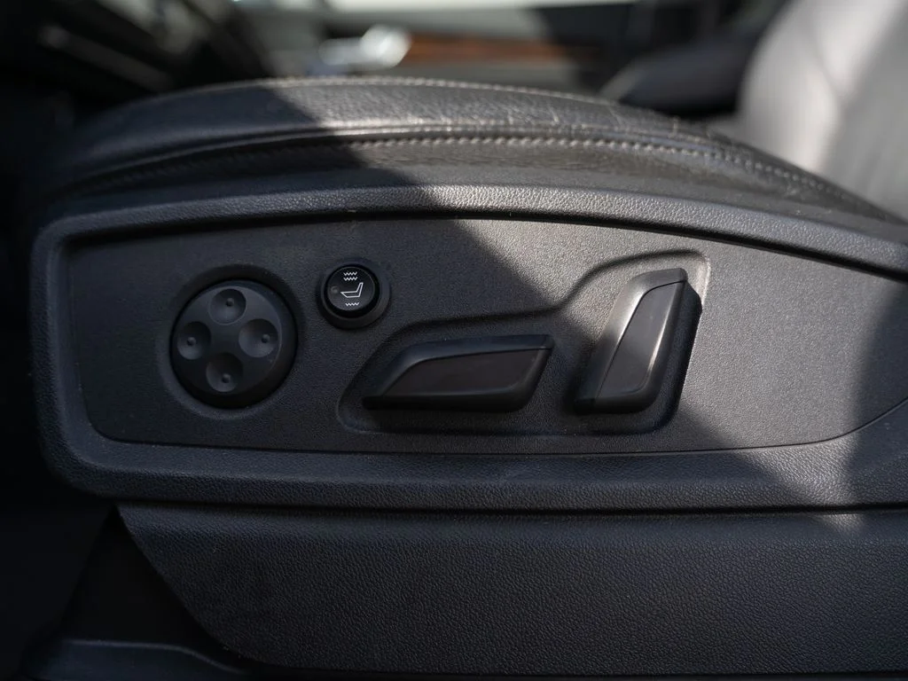 Used 2018  Audi 2.0T image 20