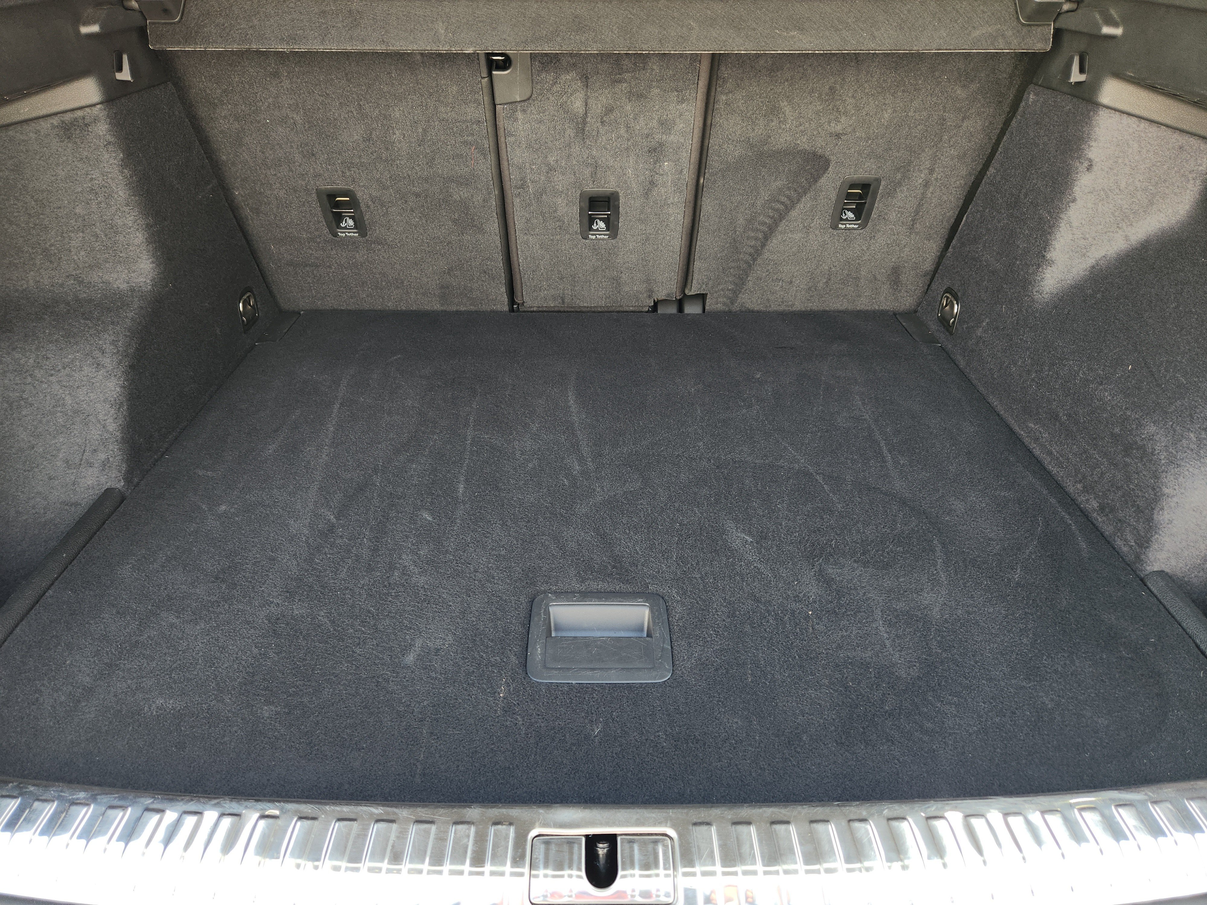 Used 2025  Audi S line Premium image 34