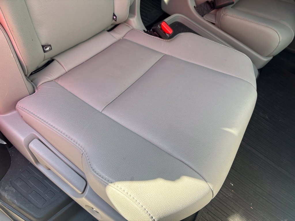 Used 2022 Silver Honda Touring 7 Passenger image 36