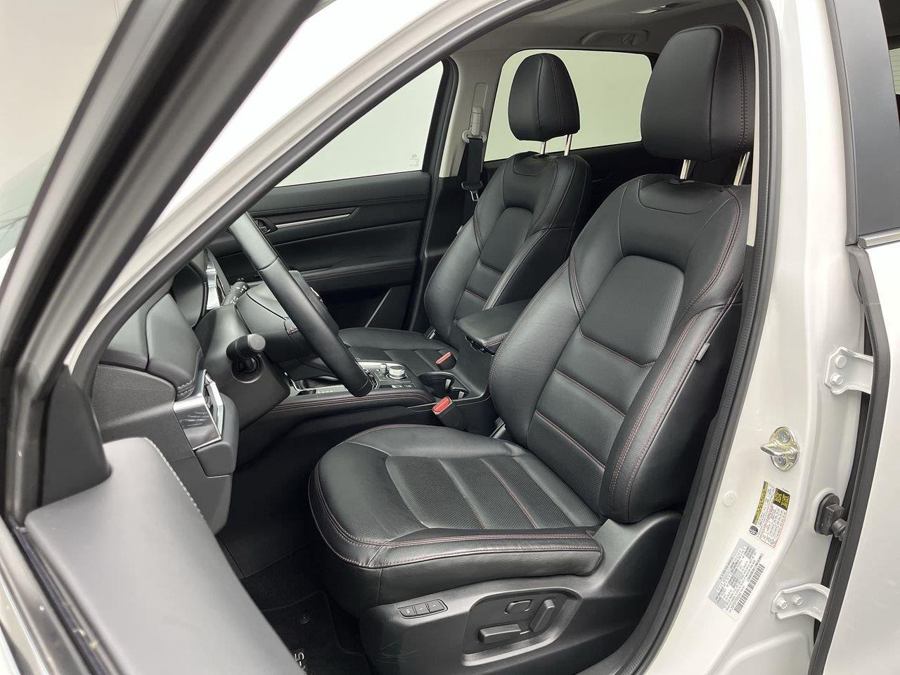 Certified Used 2025 Rhodium White Metallic Mazda 2.5 S Carbon Edition image 10