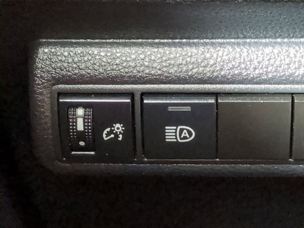 Used 2024  Toyota LE image 22