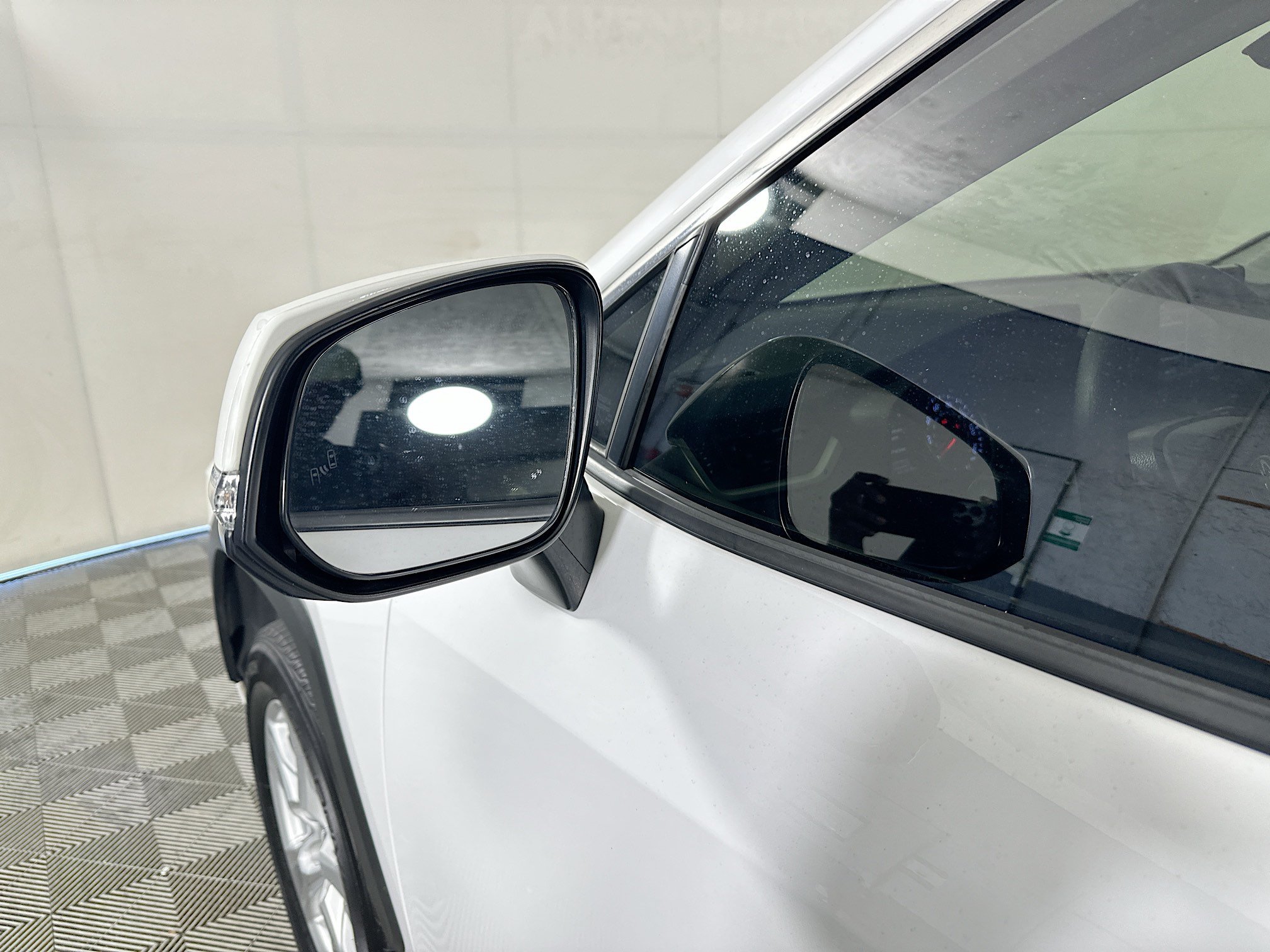 Used 2021 Super White Toyota XLE image 10