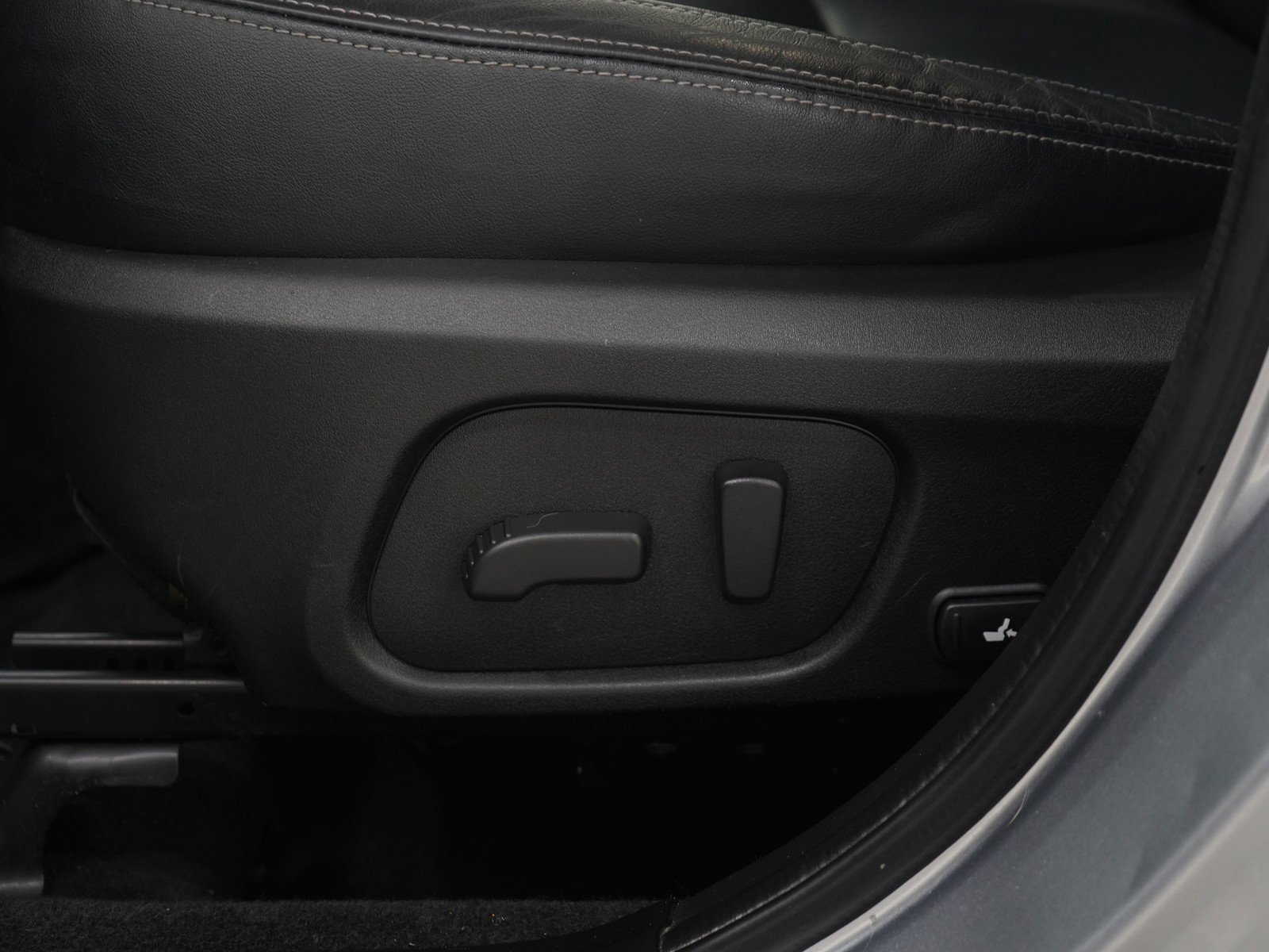 Used 2017 Ice Silver Metallic Subaru 2.5i Limited image 22
