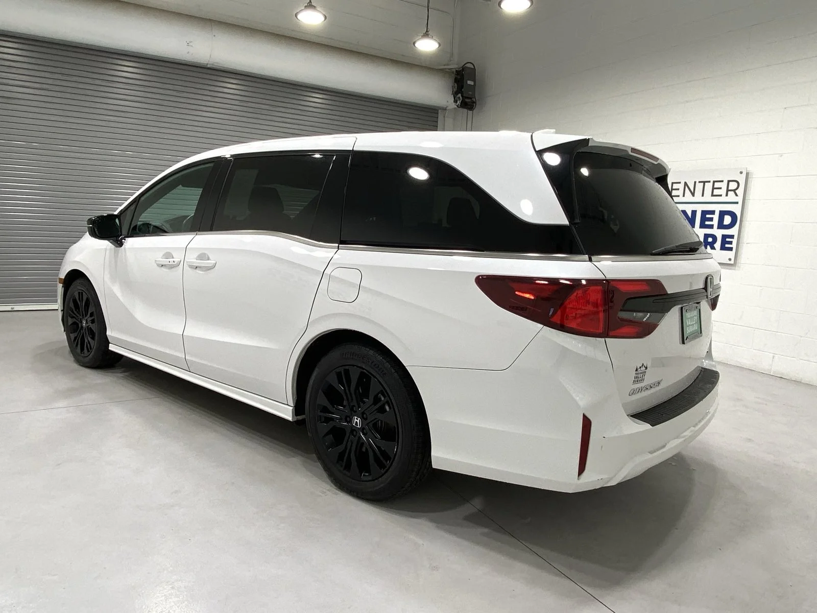 Used 2025 White Honda Sport-L image 6