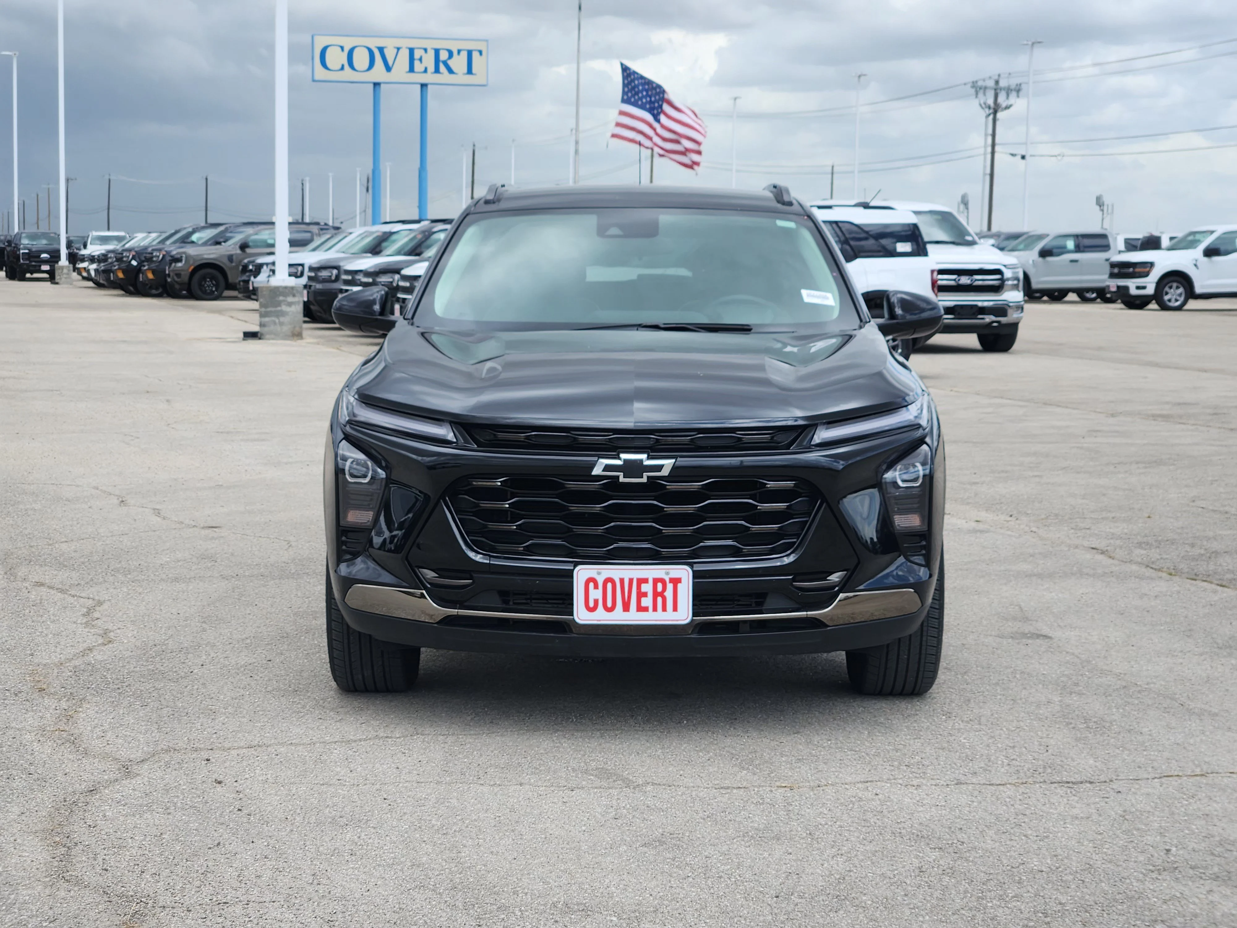 Used 2024 Mosaic Black Metallic Chevrolet ACTIV image 2