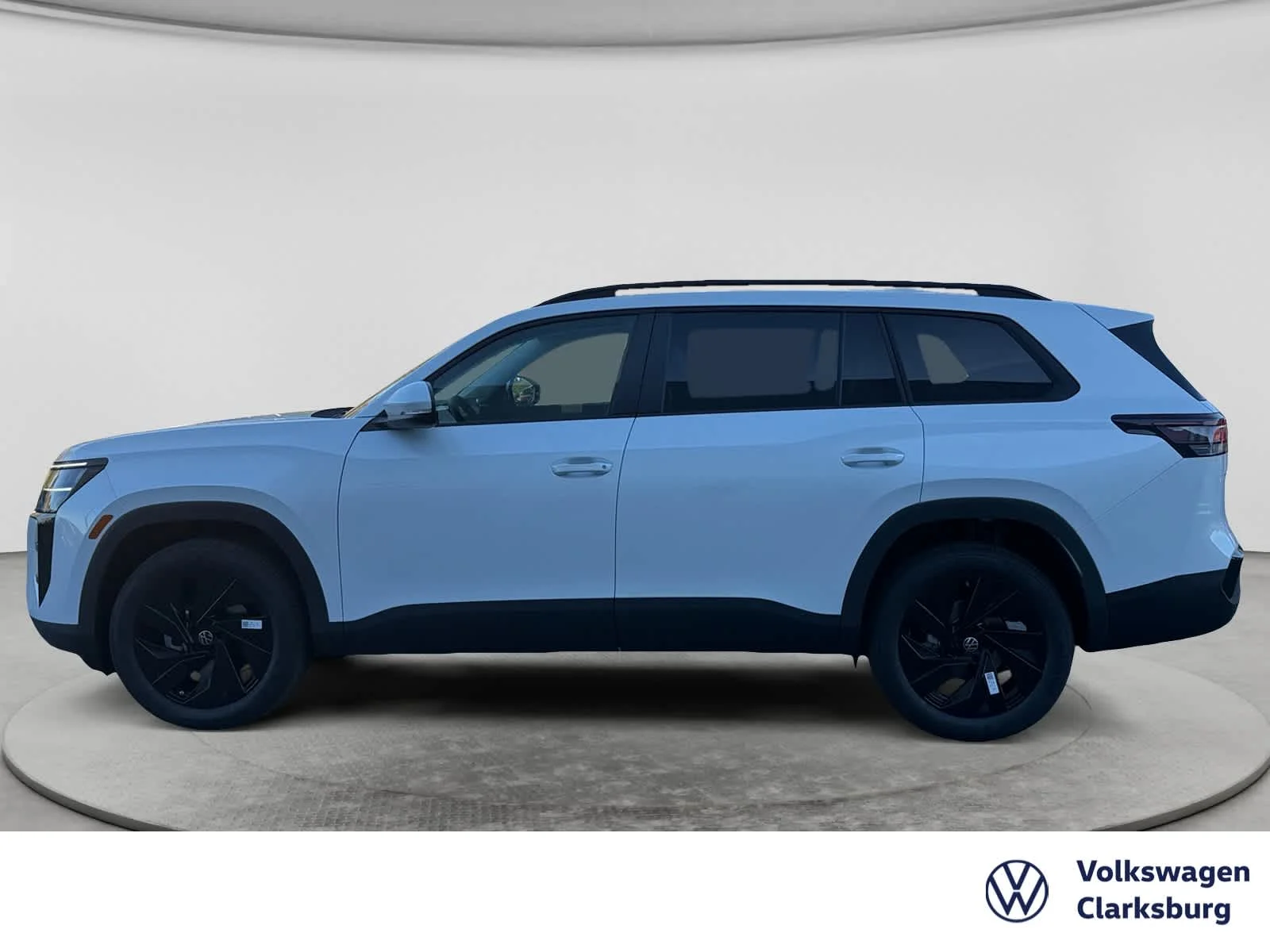 New 2027 Opal White Pearl Volkswagen SE w/Technology image 8
