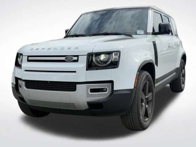 Certified Used 2023 White Land Rover SE image 3
