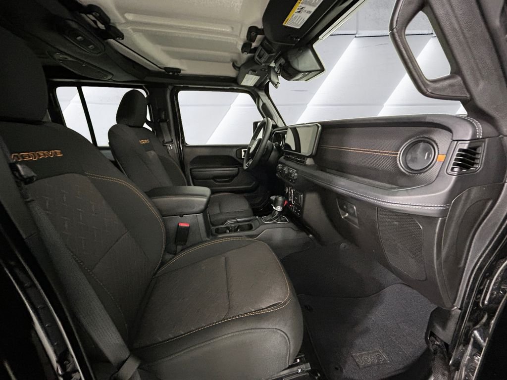 2025 Jeep Gladiator Mojave - Photo 13