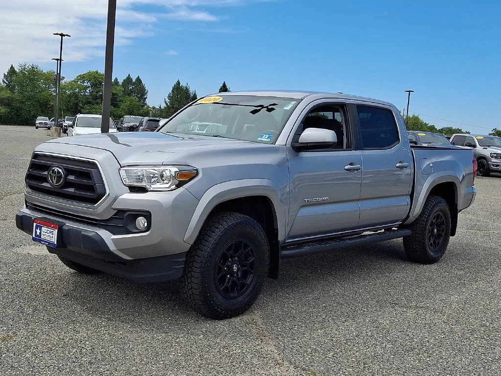 Used 2020 Silver Sky Metallic Toyota SR5 image 6