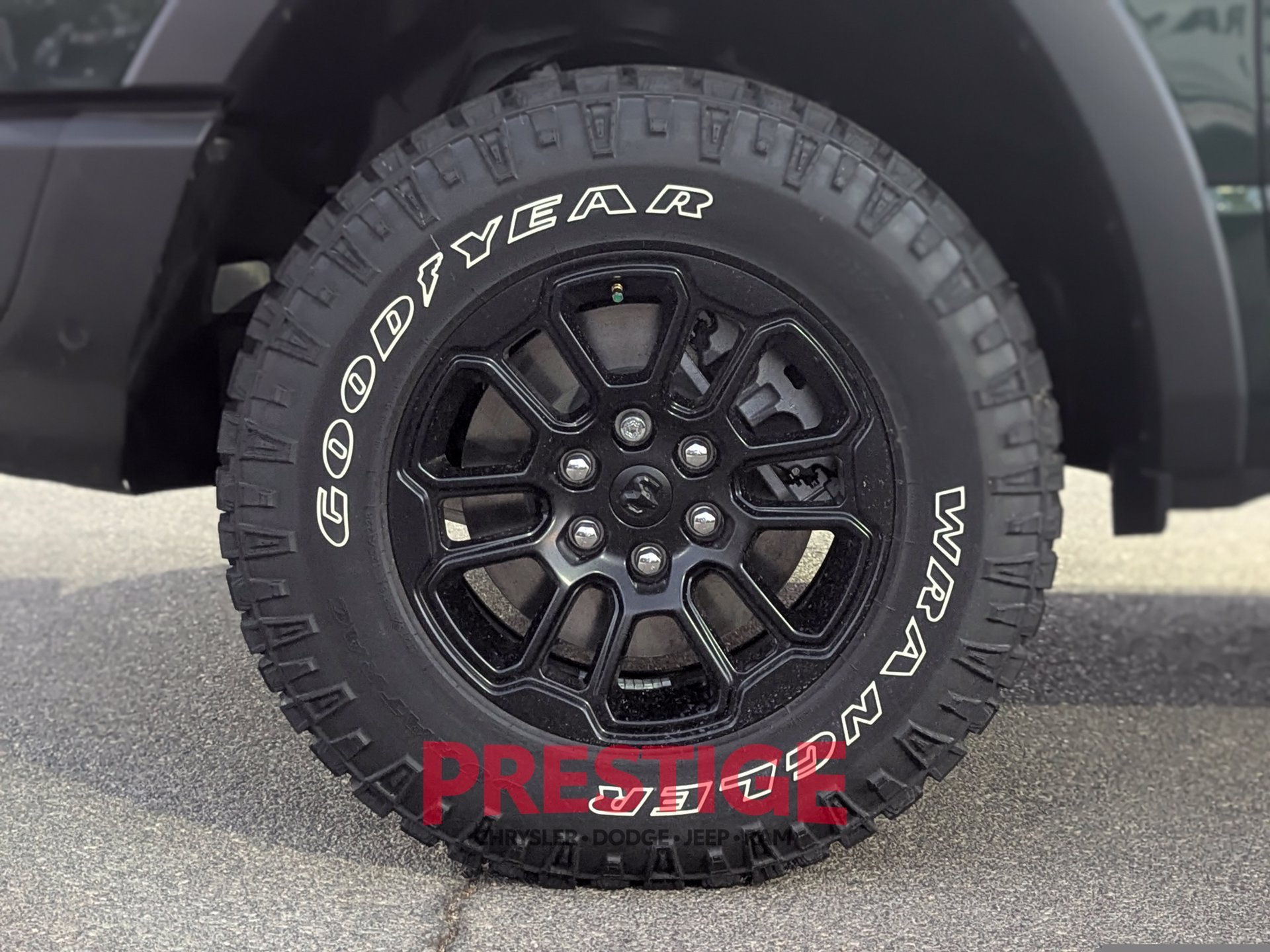New 2026 Serrano-Green Metallic Exterior Paint RAM Rebel image 10
