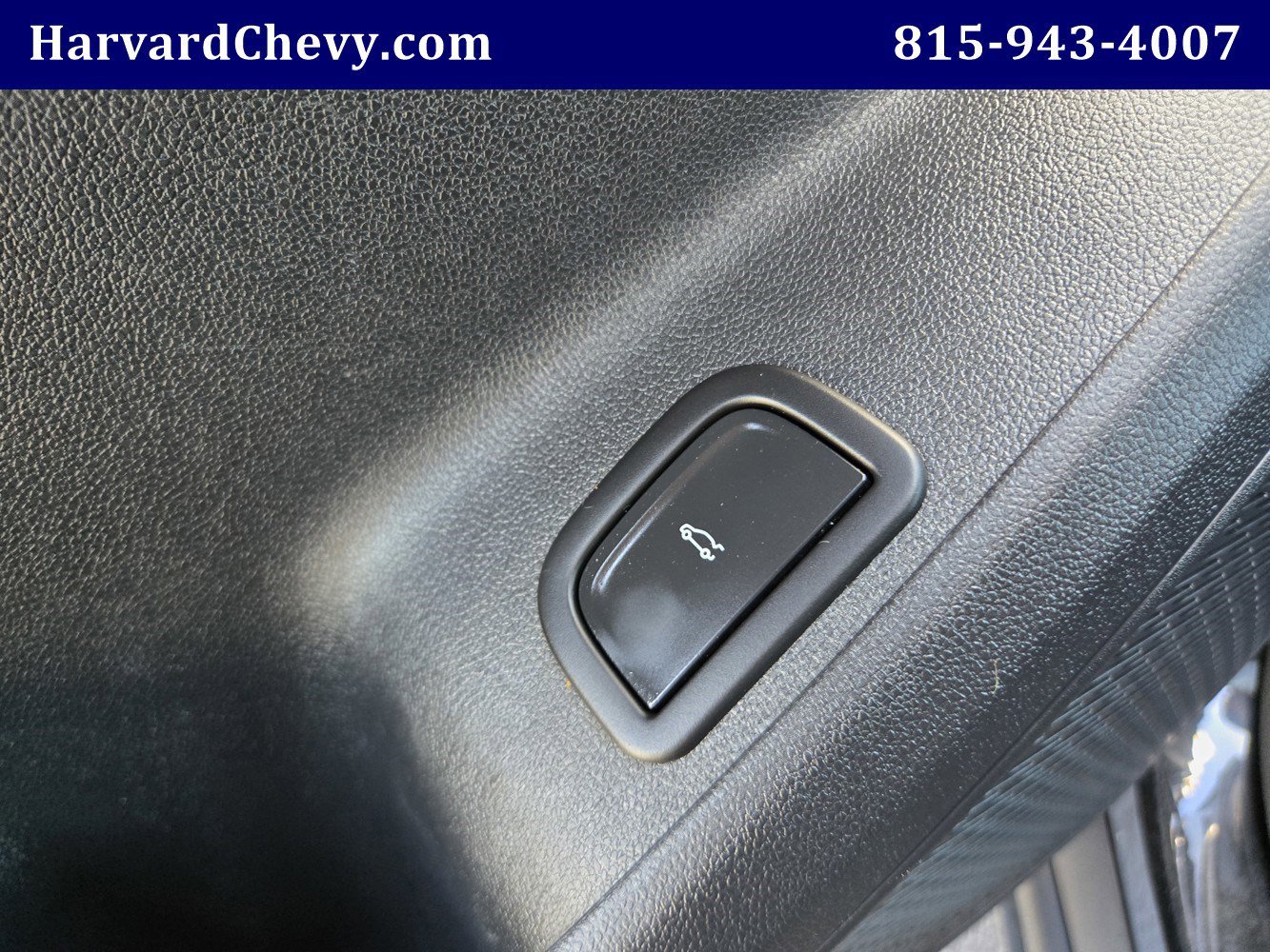 2025 Chevrolet Traverse LT - Photo 35