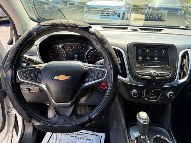 Used 2019 White Chevrolet LT image 17