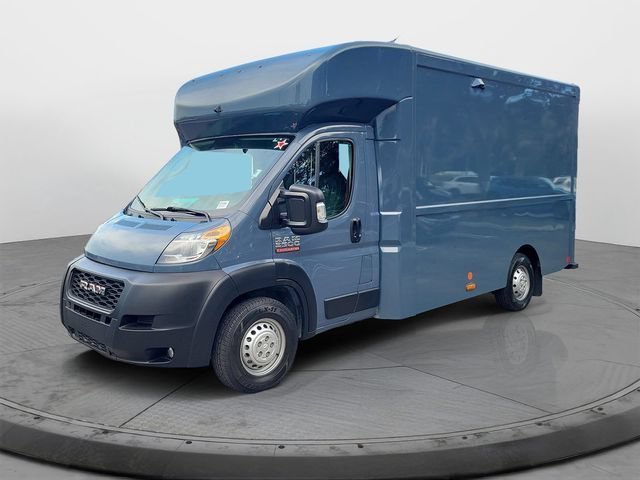 Used 2022 Blue Ram Low Roof image 3