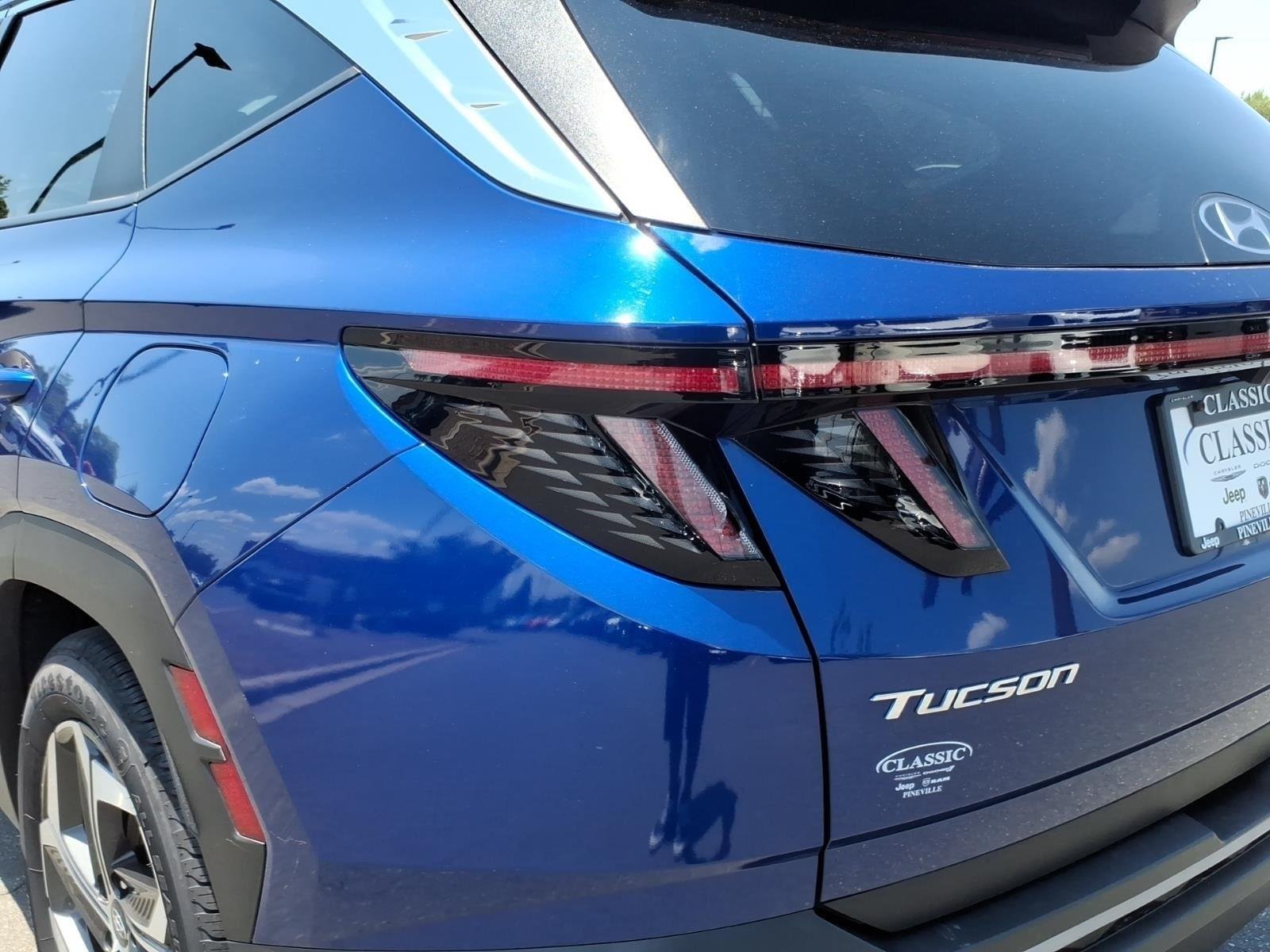 Used 2023 Intense Blue Hyundai SEL image 18