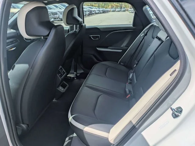 New 2026 Snow White Pearl Kia GT-Line Turbo image 12
