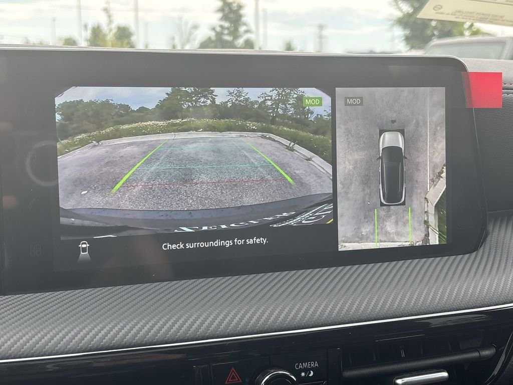 New 2026 Gray Nissan SR image 25