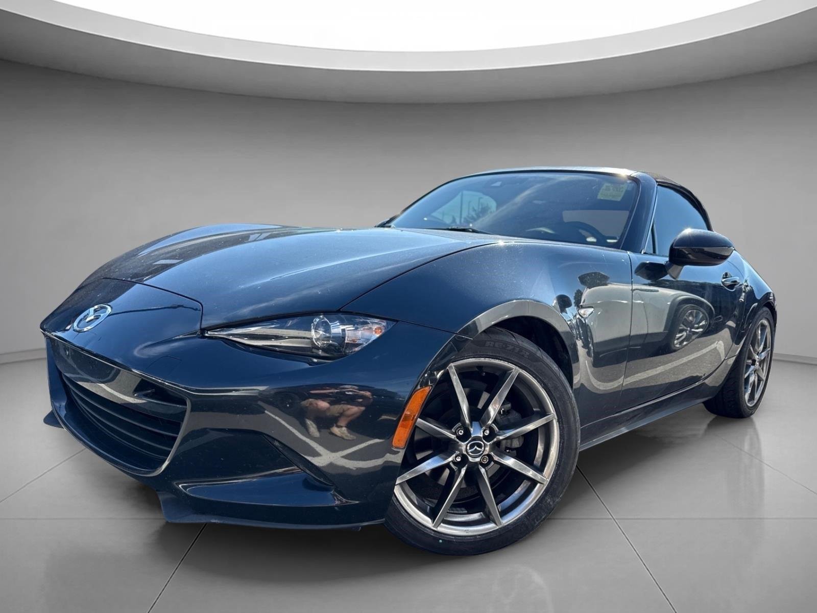 Used 2022 Jet Black Mica Mazda Grand Touring image 1