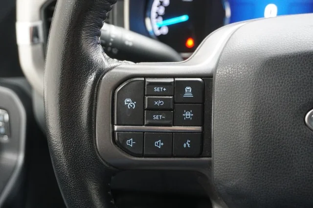 Used 2021 SILVER Ford XLT image 26