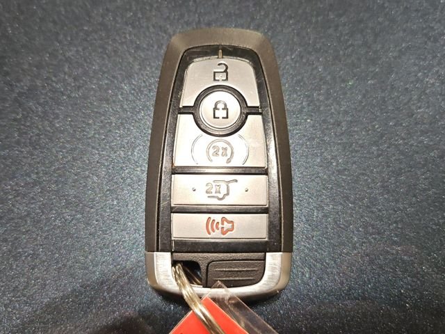 Used 2023 Blue Ford XLT image 28