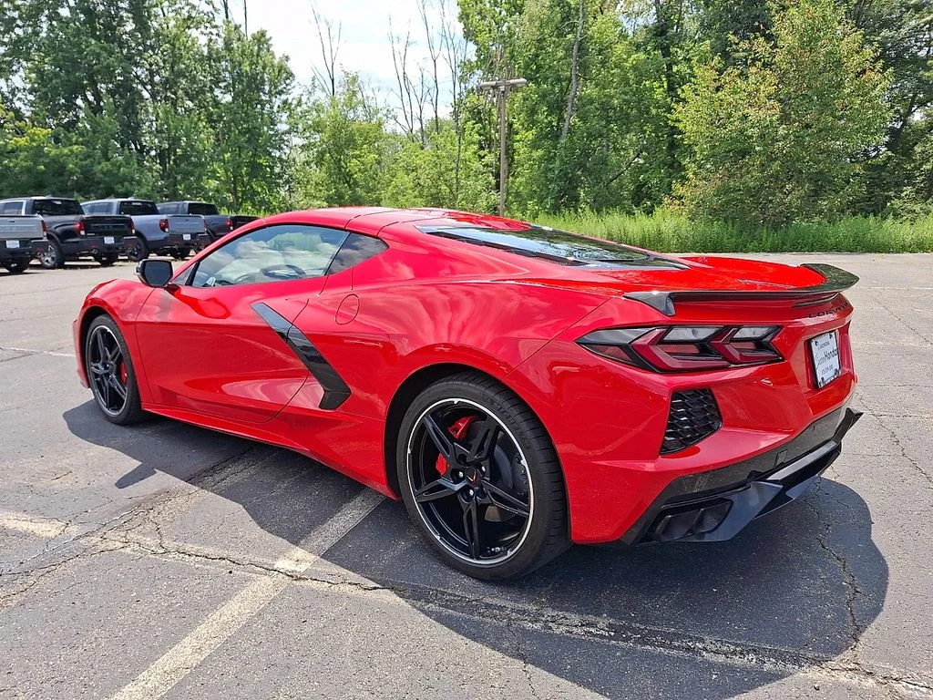 2024 Chevrolet Corvette 2LT - Photo 4