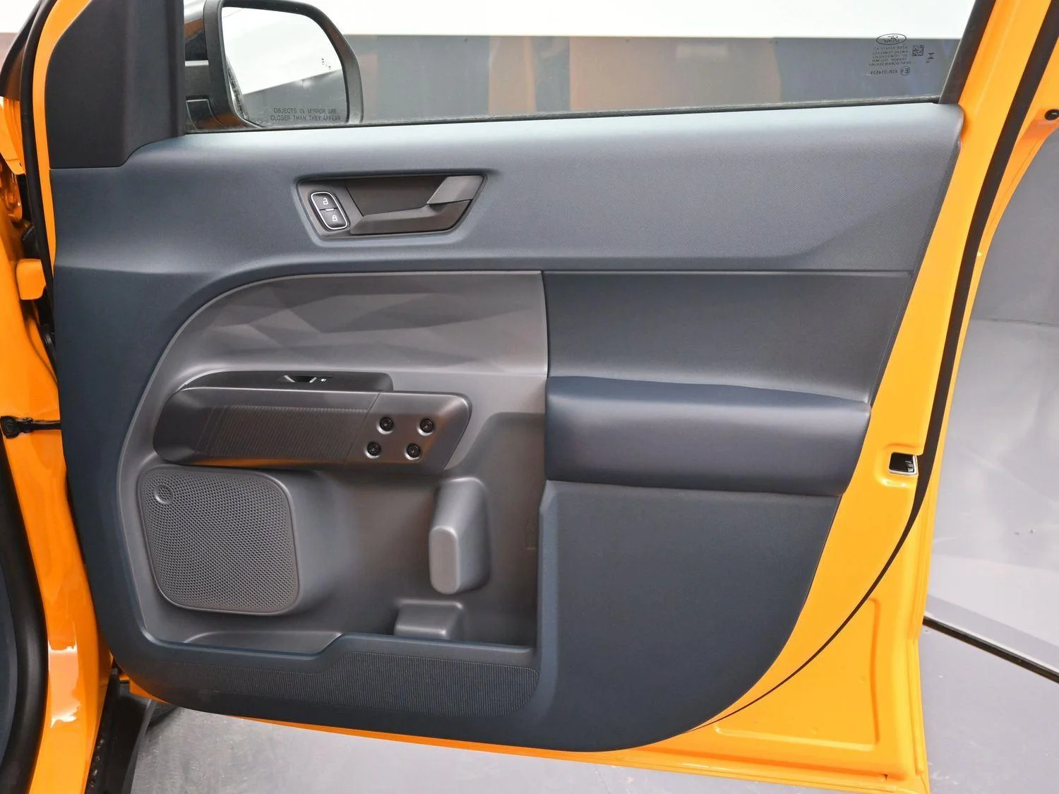 New 2026 Orange Fury Metallic Tri-Coat Ford XLT image 9