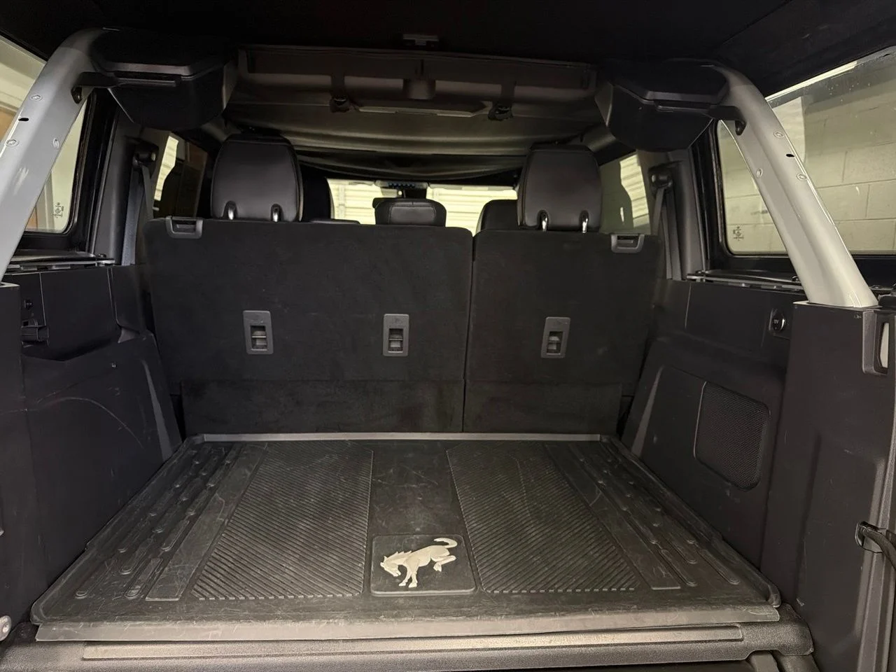 Used 2023 Gray Ford Wildtrak image 16