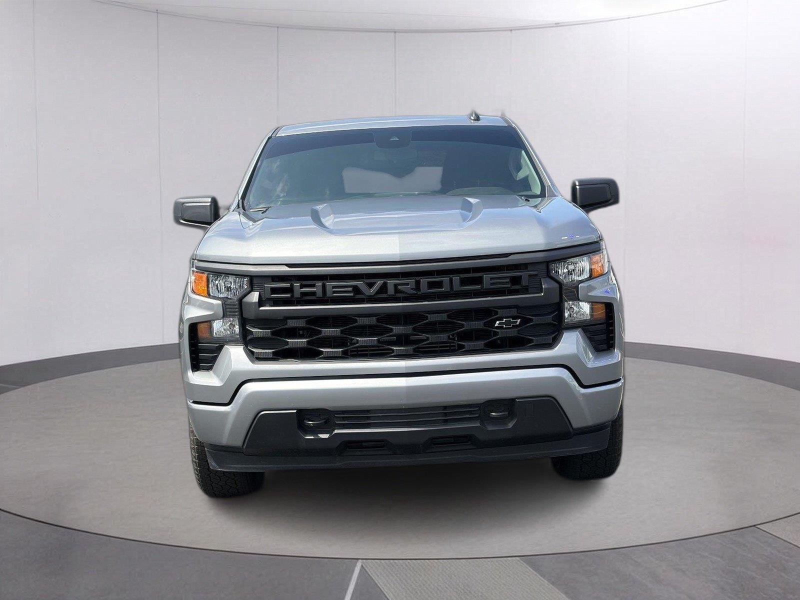 Used 2026 Sterling Gray Metallic Chevrolet Custom image 10