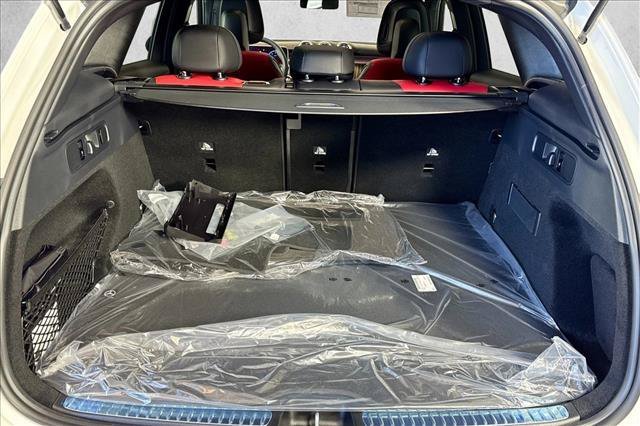New 2026 Polar White Mercedes-Benz GLC 300 image 54