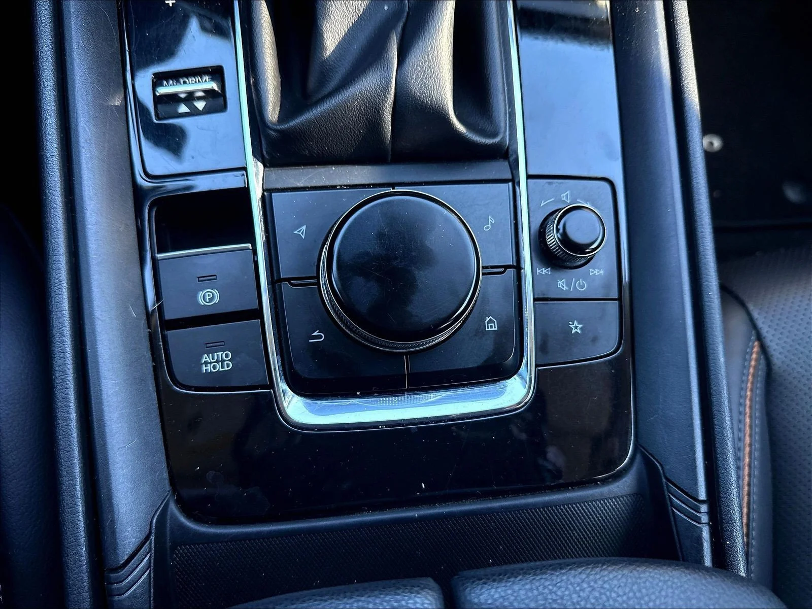 Used 2023 Pearl Mazda 2.5 S Premium Plus Package AWD image 18