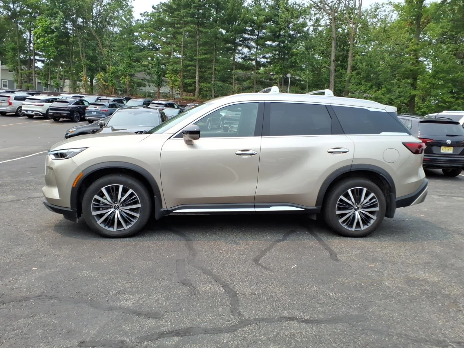 Certified Used 2025 Silver INFINITI Sensory image 9