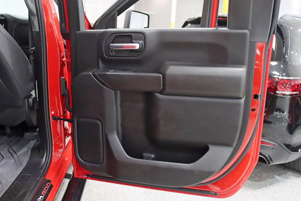 Used 2024 Red Chevrolet Custom image 32