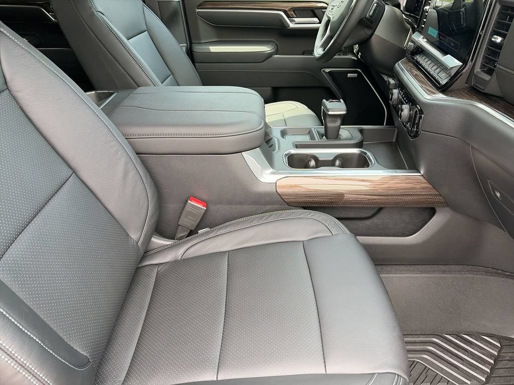 2026 Chevrolet Silverado 1500 RST - Photo 8