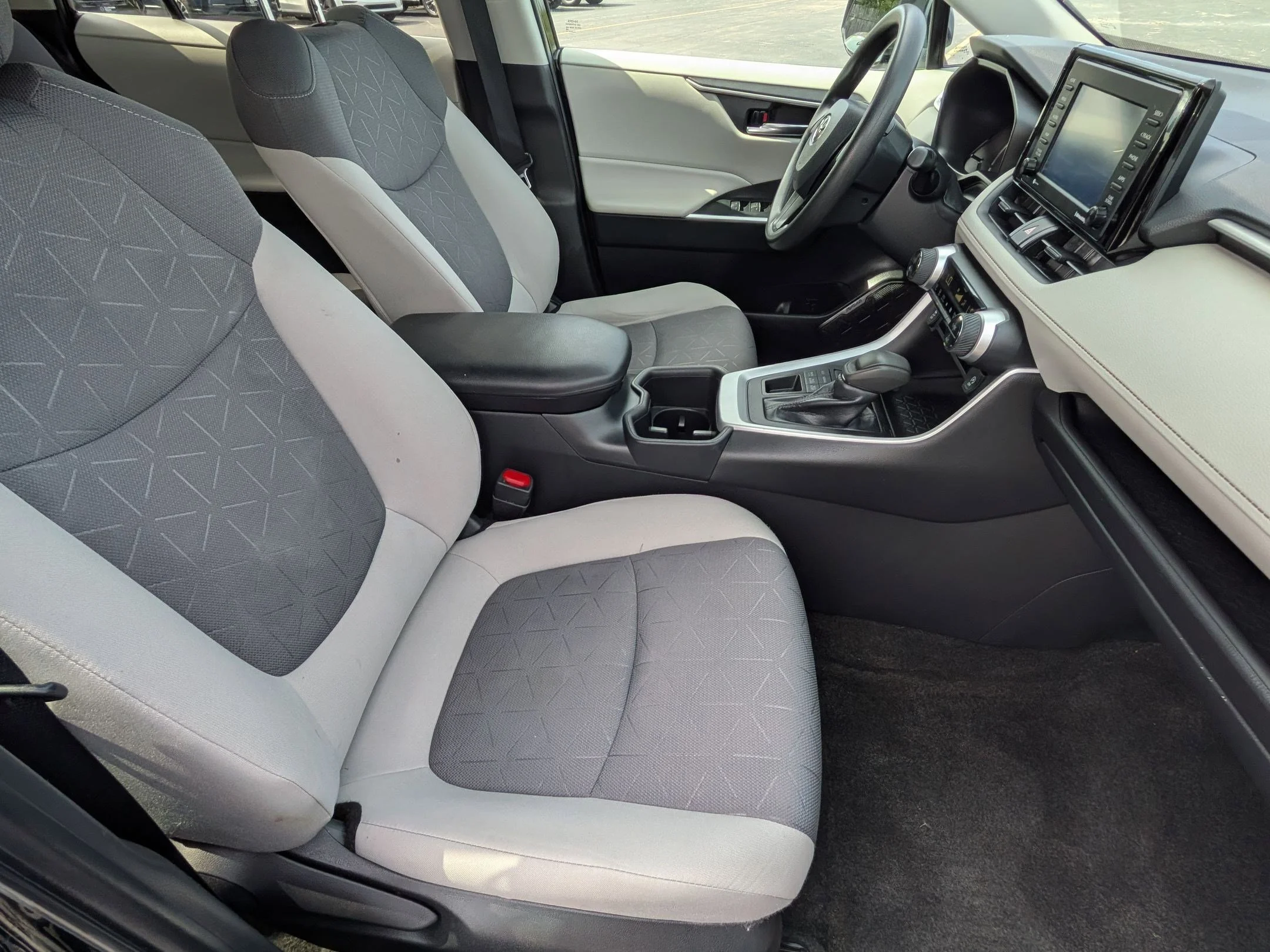 Used 2022 Midnight Black Metallic Toyota XLE image 22