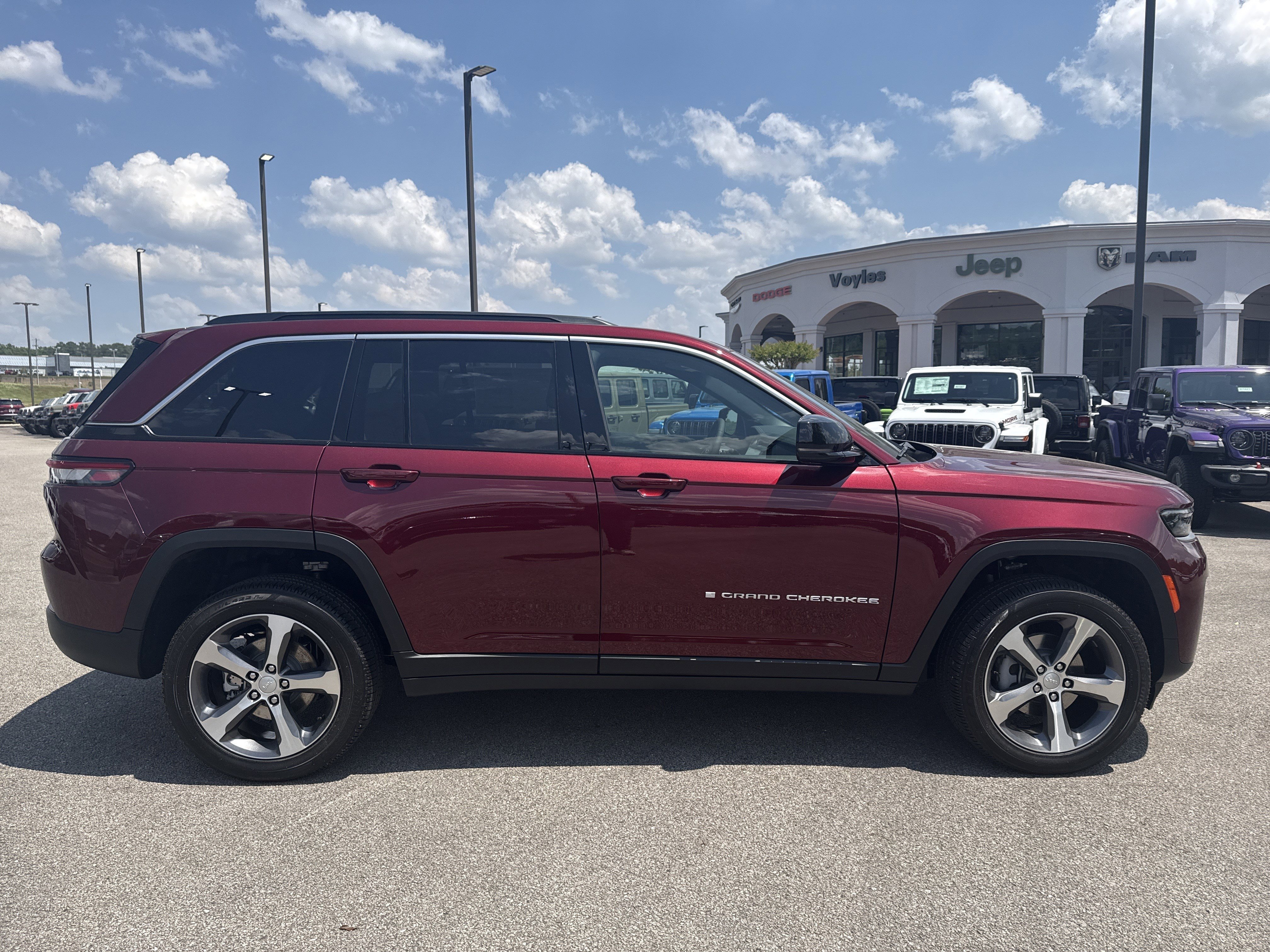 New 2026 Velvet Red Pearlcoat Jeep Limited image 8