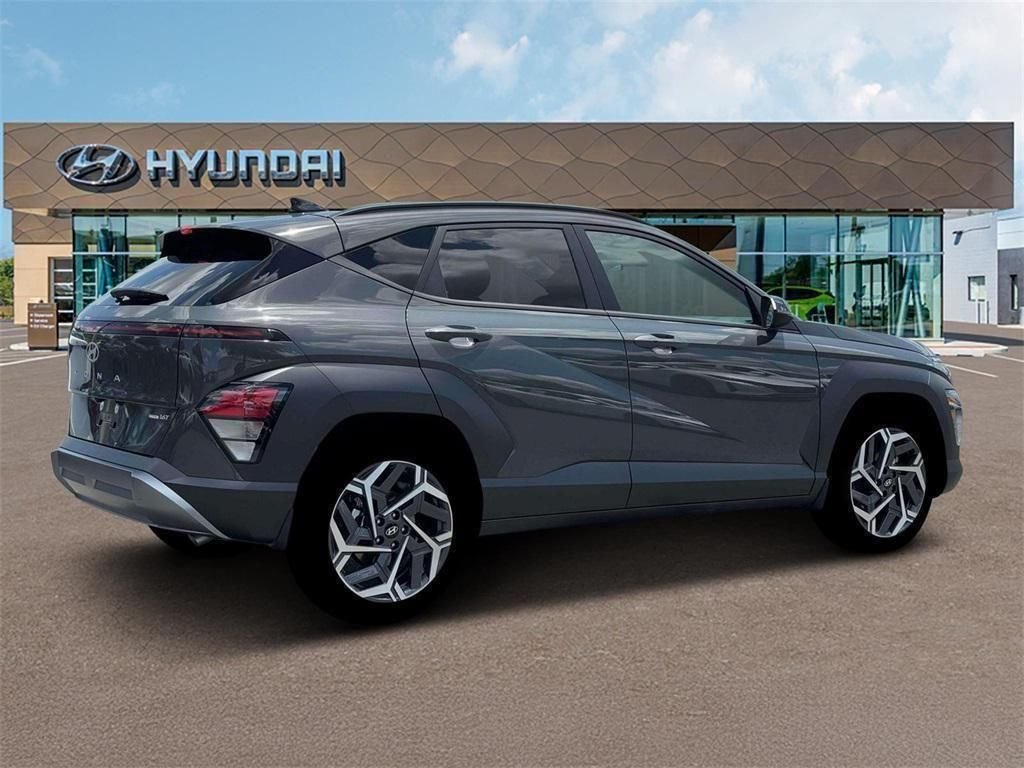 Used 2026 Gray Hyundai SEL Premium image 8
