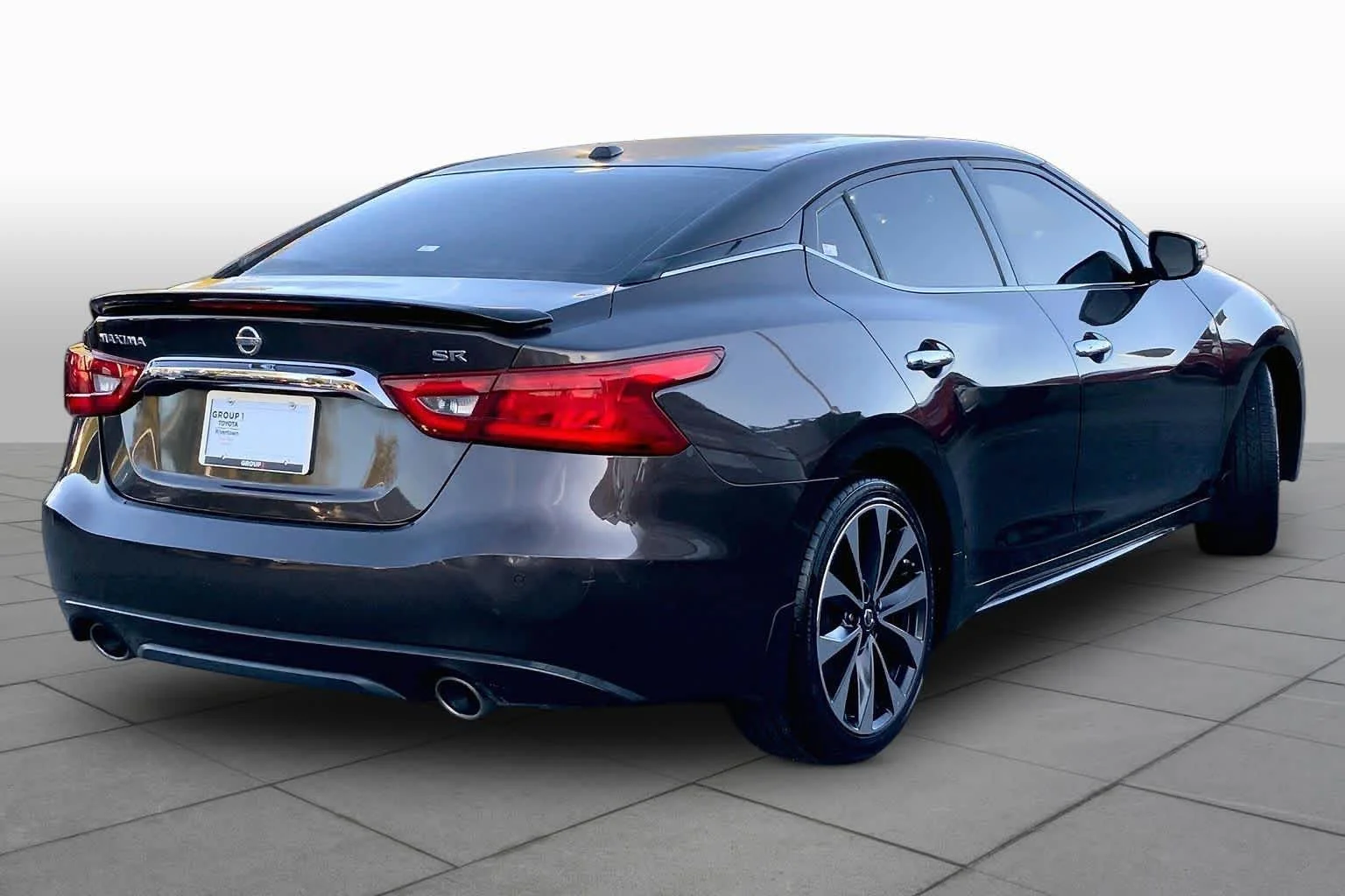 Used 2016 Forged Bronze Nissan 3.5 SR image 12