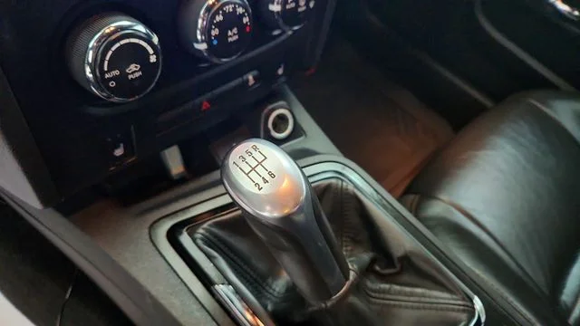 Used 2014 Orange Dodge R/T Shaker image 20