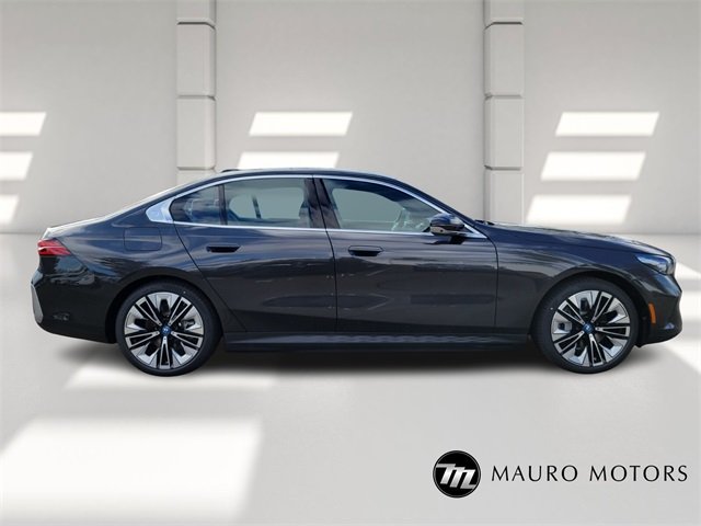 Used 2025 BMW i5 40 with VIN WBY13HG06SCU90704 for sale in North Haven, CT