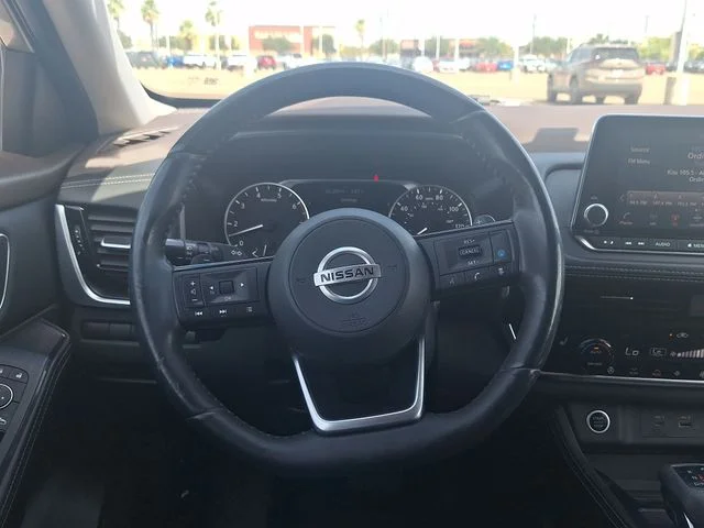 Used 2021 Gold Nissan SL image 13