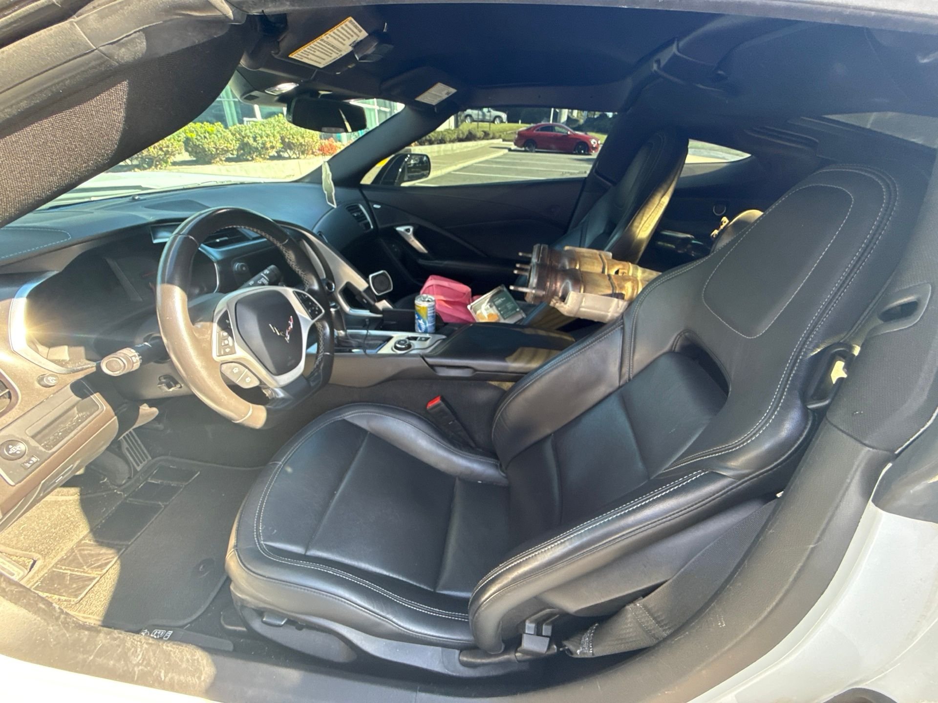 Used 2019 White Chevrolet Stingray image 2