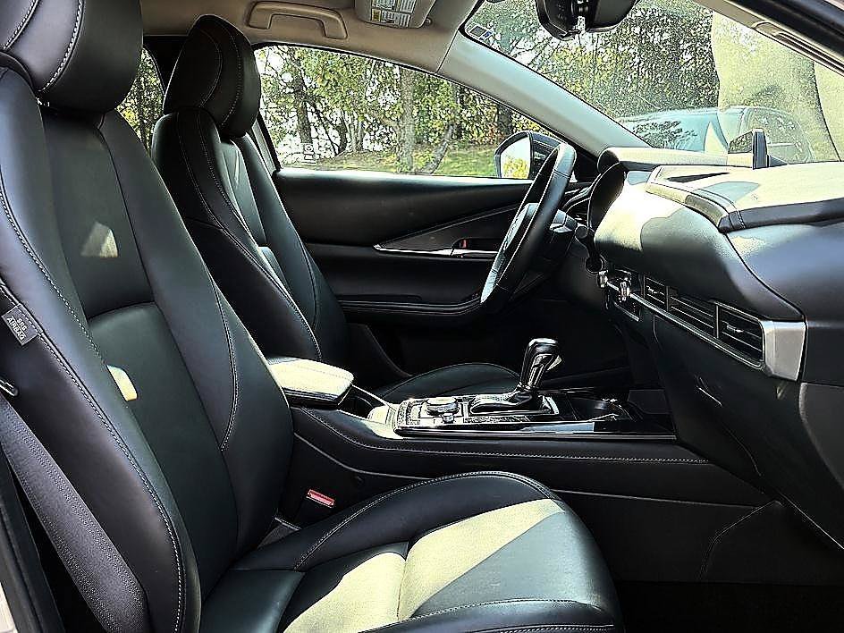 Used 2024 Platinum Quartz Metallic Mazda 2.5 S Select Sport image 13