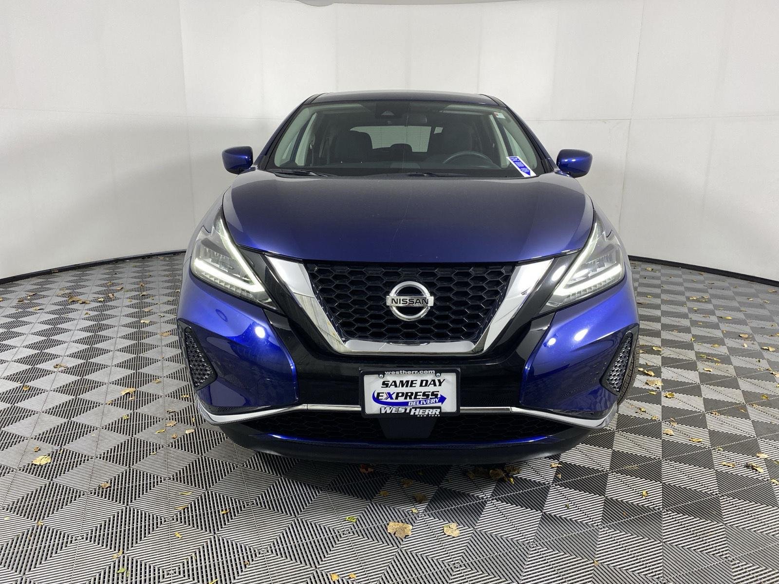 Used 2022 Deep Blue Pearl Nissan S image 2